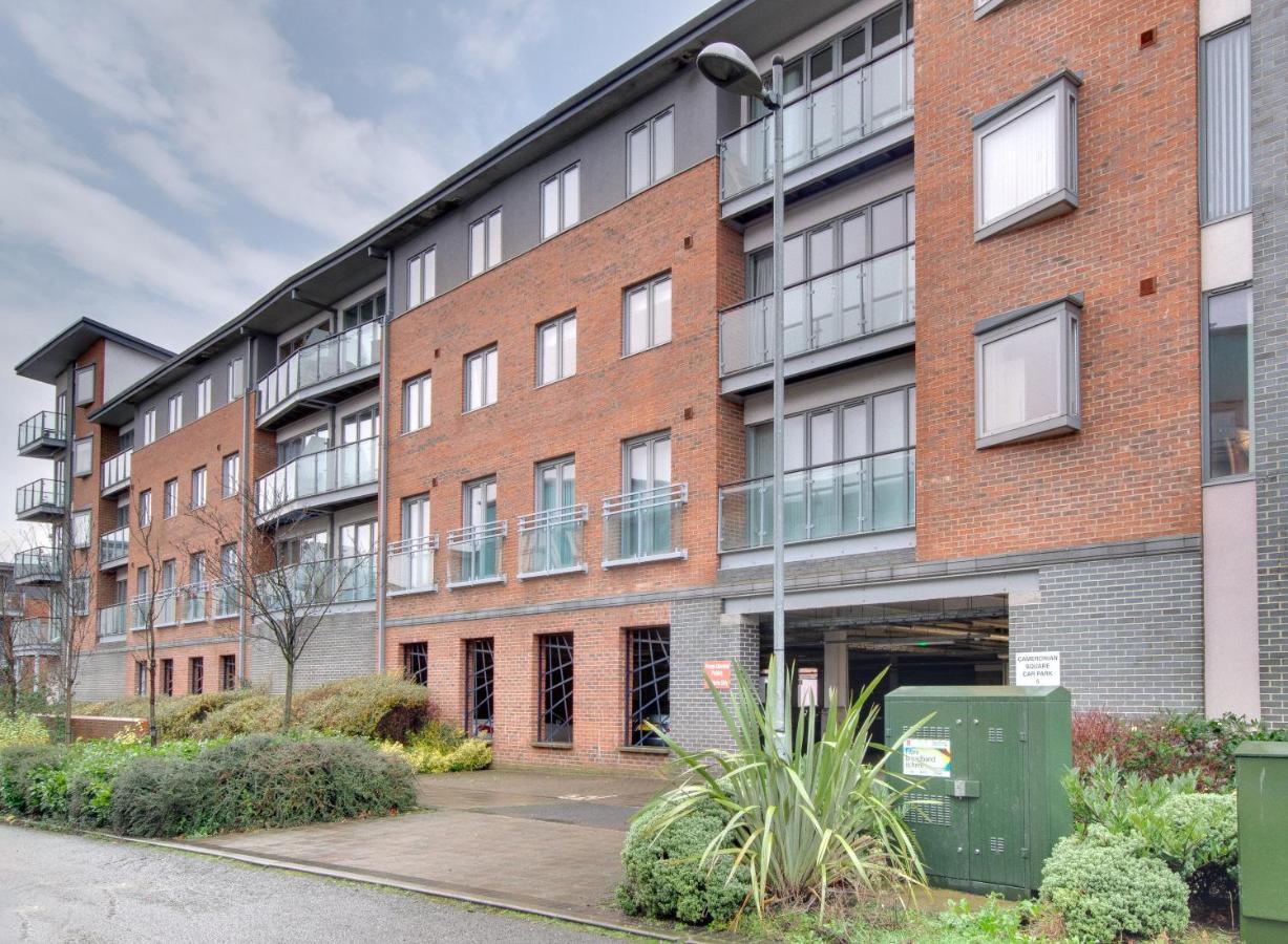 Stephenson Sleepers Apartments - By Week2Week ゲーツヘッド エクステリア 写真
